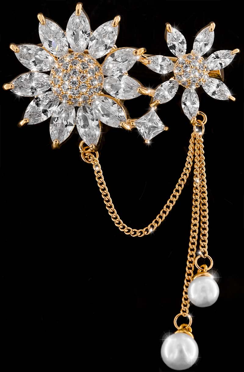 Brosche 2 Blüten goldfarben mit Perlen und vielen weissen Strass Steinen BR028 oben