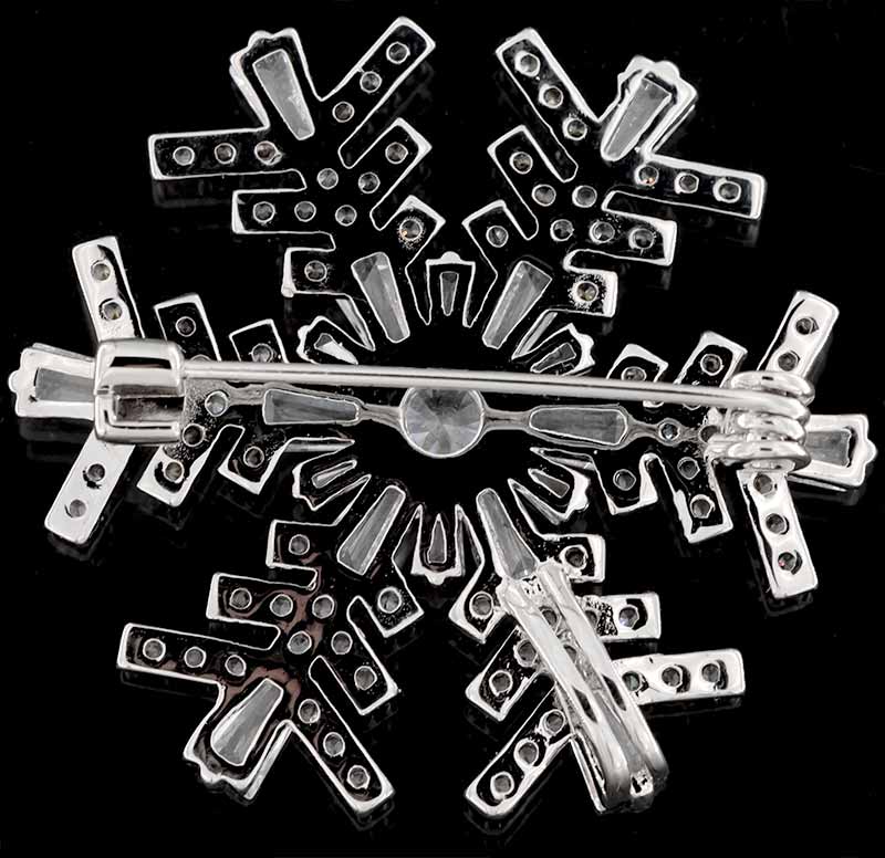 Brosche Schneeflocke silberfarben mit vielen weissen Strass Steinen BR018 unten