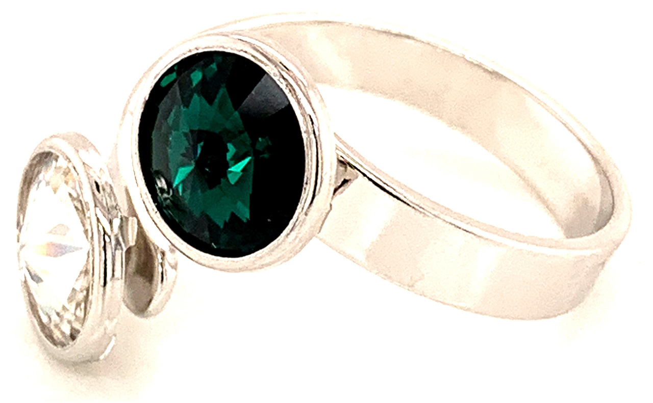 Silber Ring mit 2 Swarovski Crystal (1*Emerald/1*Crystal Clear) 925 Silberfassung größe änderbar gesamt ca. 3,4 Gramm 17 ct handgearbeitet, rhodiniert, handegemacht in Italien AT0578REC