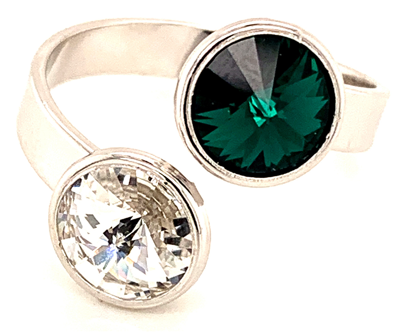 Silber Ring mit 2 Swarovski Crystal (1*Emerald/1*Crystal Clear) 925 Silberfassung größe änderbar gesamt ca. 3,4 Gramm 17 ct handgearbeitet, rhodiniert, handegemacht in Italien AT0578REC