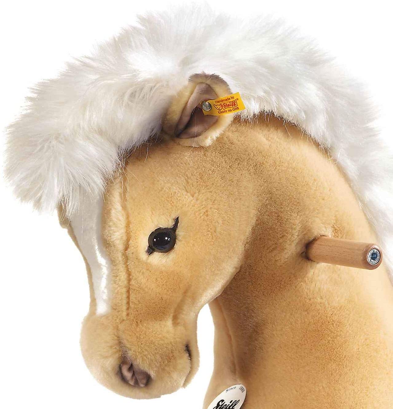 Das Reit-Pony Franzi hat eine beachtliche Größe von 70 cm und lässt Kinderherzen höher schlagen. Franzi hat blondes Fell aus streichelweichem Webpelz. Franzi ist das ultimative Geschenk und ist nicht nur für Pferdefans ein absolutes Muss. Der Sattel ist nicht abnehmbar. Belastbarkeit: das Grundgerüst des Reittiers ist aus handgearbeitetem Edelstahl und bis zu 150 kg belastbar.