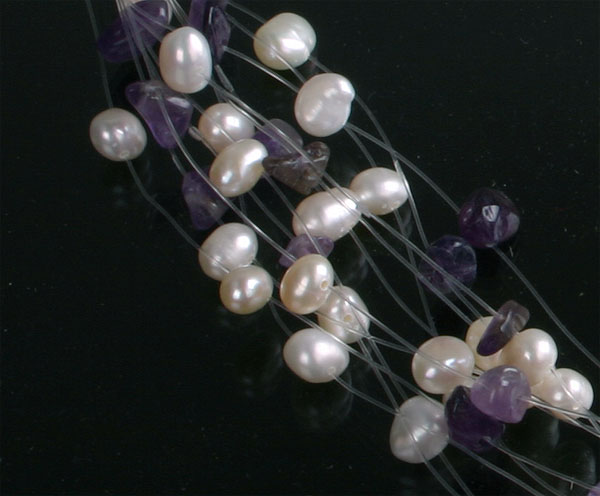 12-Strähniges Perlencollier Perlenkette mit Amethysten abgesetzt