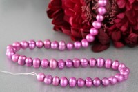 P414 Echter Süßwasser-Perlen-Strang oval 6-7mm 40cm lang offen blaulila P414 Echter Süßwasser-Perlen-Strang oval 6-7mm 40cm lang offen blaulila