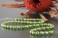 P085 Echter Süßwasser-Perlen-Strang barock 6-7mm 40cm lang offen grün P085 Echter Süßwasser-Perlen-Strang barock 6-7mm 40cm lang offen grün