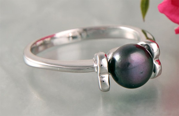 Damen Ring Perlenring 1 Perle ca. 6-7mm, Schwarze, handgearbeitet, versilbert, rhodiniert P223