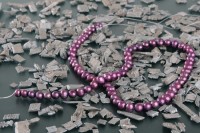 Vorschau: P060 Echter Süßwasser-Perlen-Strang barock 6-8mm 40cm lang offen violett Vorschau: P060 Echter Süßwasser-Perlen-Strang barock 6-8mm 40cm lang offen violett